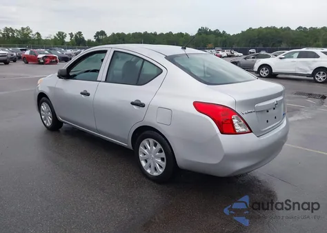 2013 Nissan Versa 1.6 S из США, поврежденный, VIN 3N1CN7AP3DL845875
